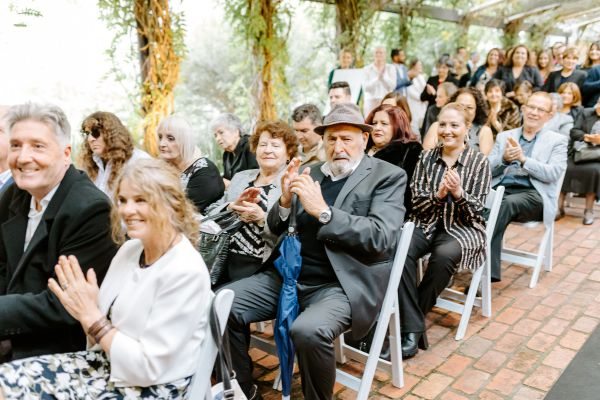 Kym and Greg's wedding day in Warrandyte, frame 046