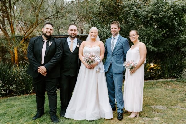 Kym and Greg's wedding day in Warrandyte, frame 058