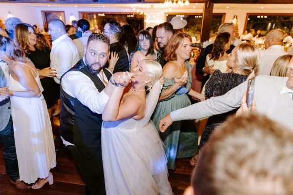 Kym and Greg's wedding day in Warrandyte, frame 106