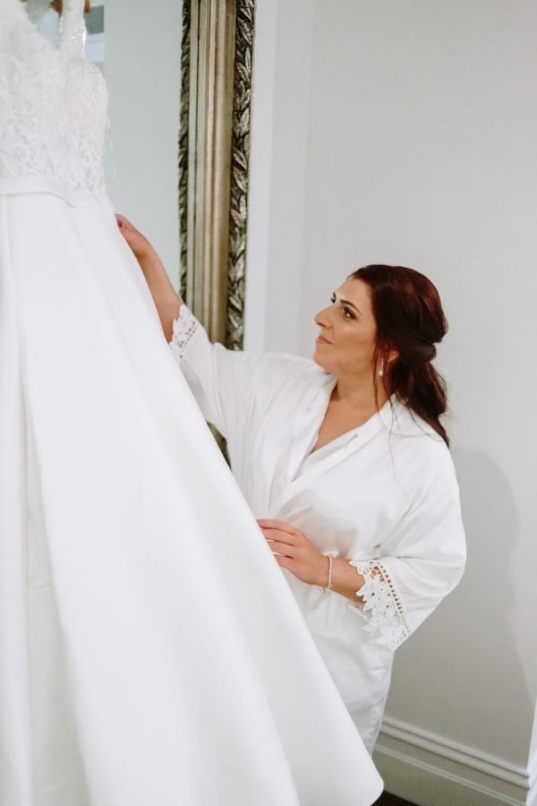 Danielle and Joe's wedding day in Warrandyte, frame 004