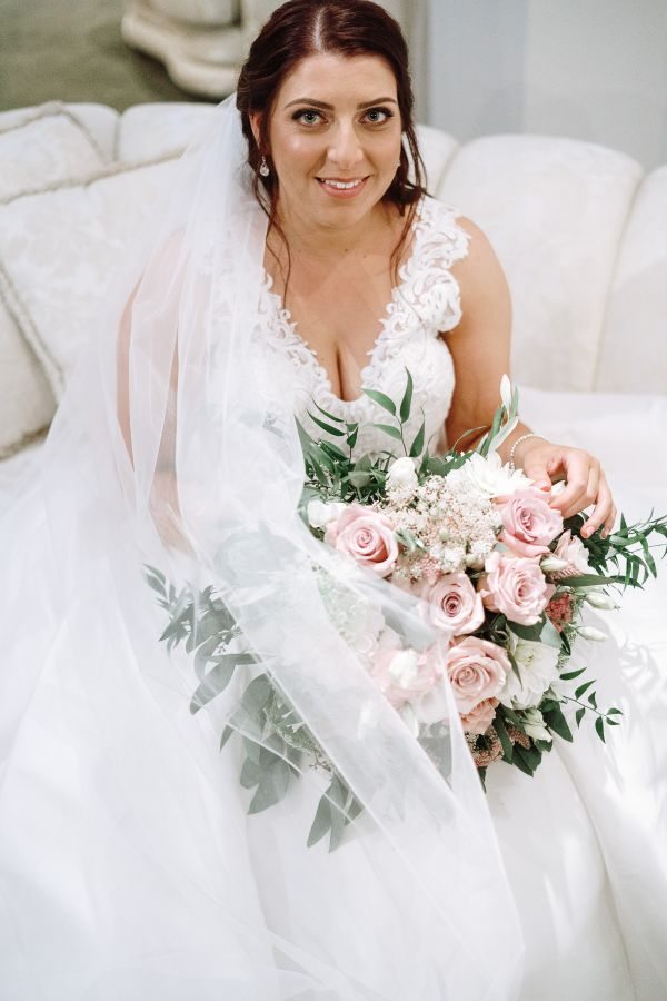 Danielle and Joe's wedding day in Warrandyte, frame 010