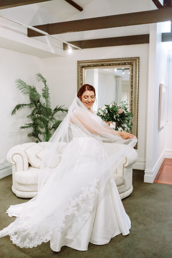 Danielle and Joe's wedding day in Warrandyte, frame 022