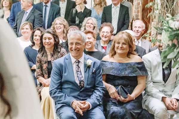 Danielle and Joe's wedding day in Warrandyte, frame 034