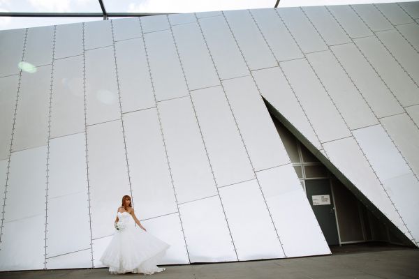 The couple's pre-wedding session in Melbourne, frame 006