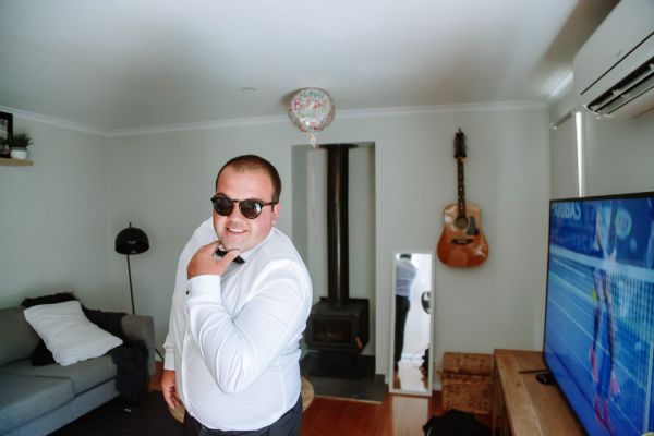 Georgia and Michael's wedding day in St Kilda, frame 004