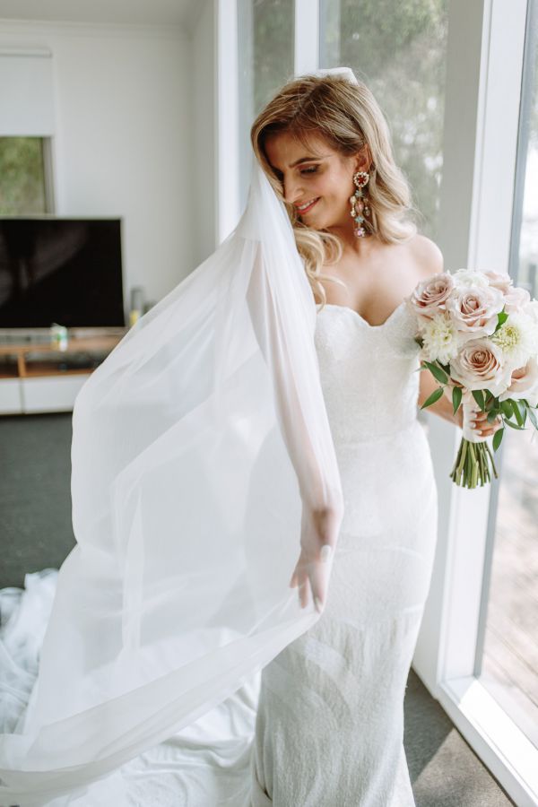 Katerina and Shaun's wedding day in Red Hill, frame 040