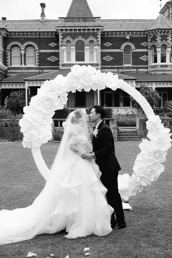 Rippon Lea Estate wedding, Cydnee and Darren, frame 053