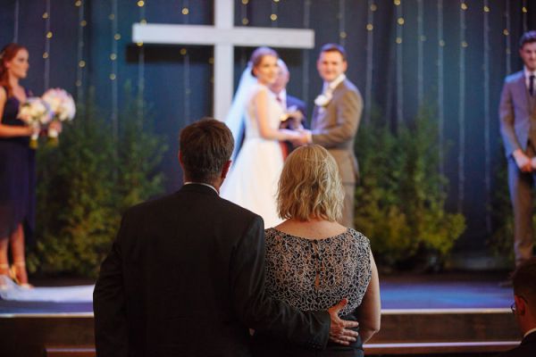 Sue and Chris' wedding day in Mount Waverley, frame 064