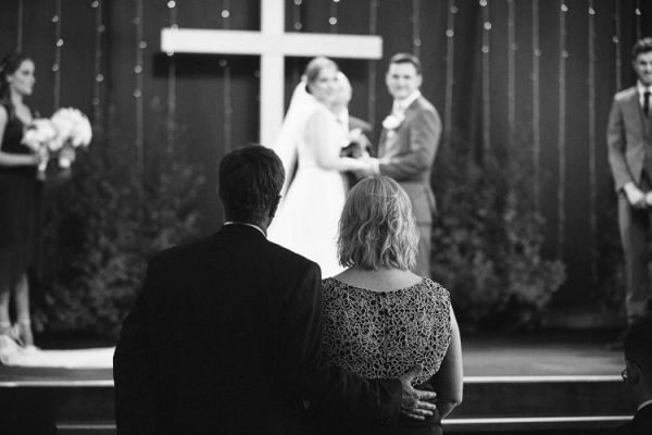 Sue and Chris's wedding day in Mount Waverley, frame 050