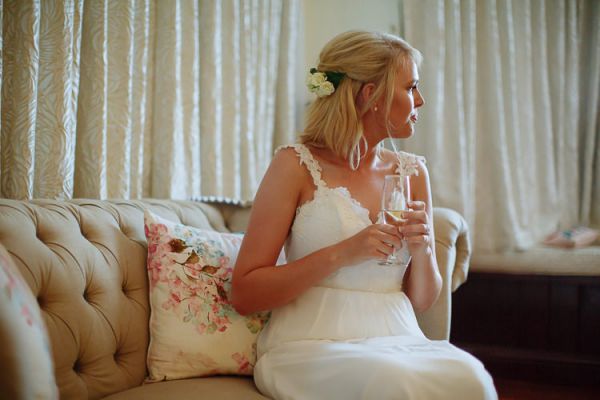 Ashlee and Kate's wedding day in Coldstream, frame 045