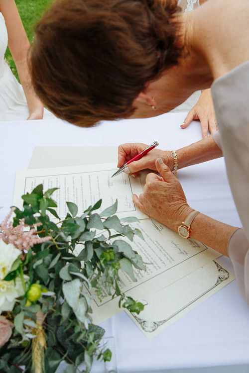 Ashlee and Kate's wedding day in Coldstream, frame 072
