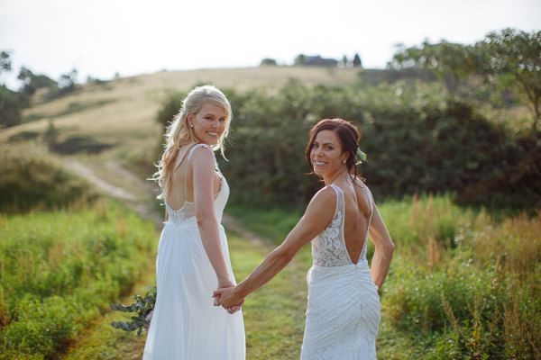 Ashlee and Kate's wedding day in Coldstream, frame 098