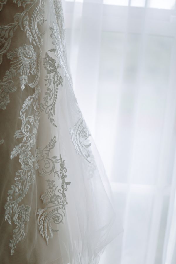Kate and James' wedding day in Coldstream, frame 010