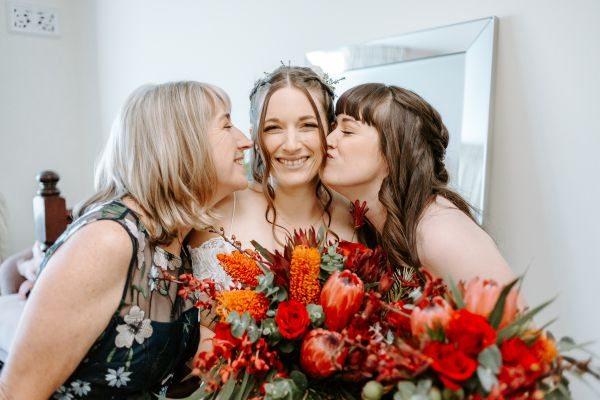 Kathy and Kale's wedding day in Coldstream, frame 025