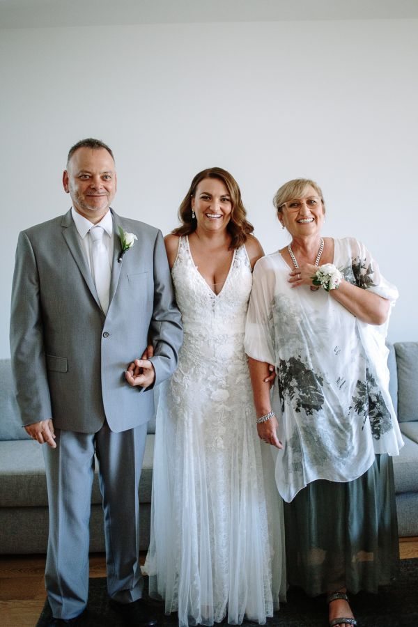 Joanna and Sam's wedding day in St Kilda, frame 067