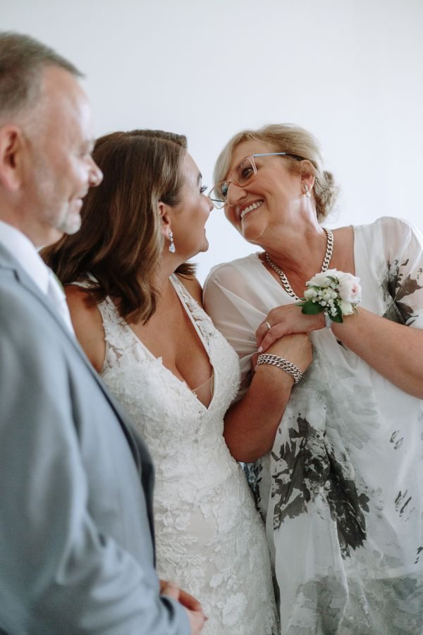 Royal Melbourne Yacht Squadron wedding, Joanna and Sam, frame 071