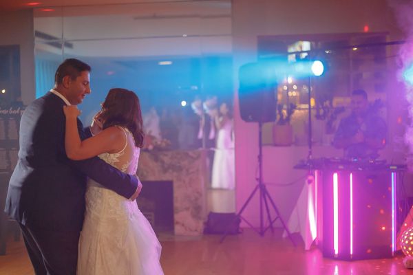 Joanna and Sam's wedding day in St Kilda, frame 463