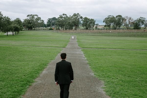 Alberta and Vincent's wedding day in Coldstream, frame 004