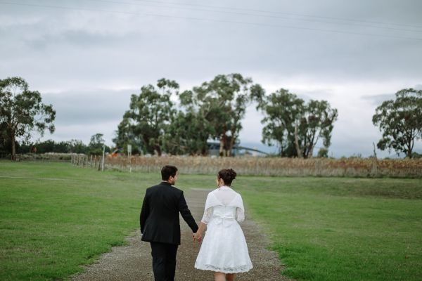 Rochford Wines wedding, Alberta and Vincent, frame 011