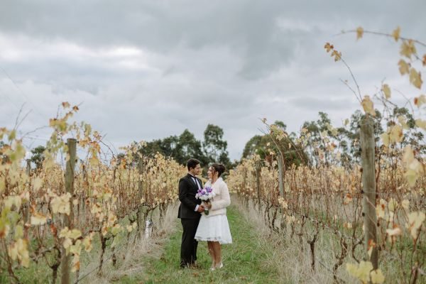 Alberta and Vincent's wedding day in Coldstream, frame 040