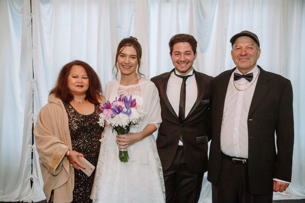 Alberta and Vincent's wedding day in Coldstream, frame 088