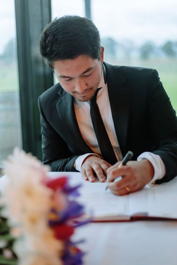 Alberta and Vincent's wedding day in Coldstream, frame 145