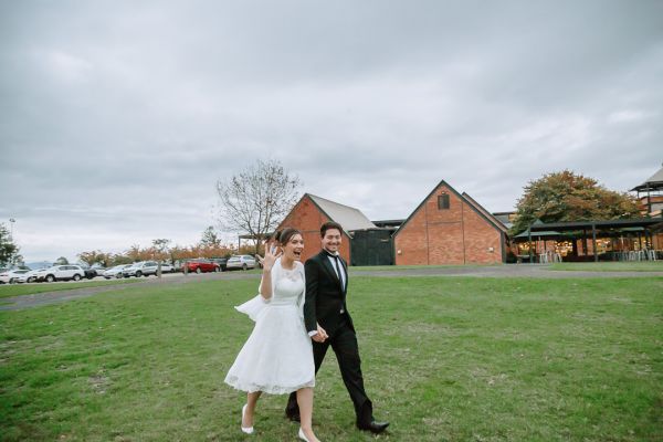 Alberta and Vincent's wedding day in Coldstream, frame 163