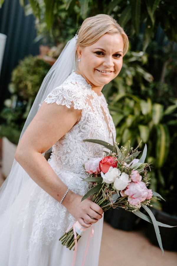Nicole and Michael's wedding day in Sydney, frame 022
