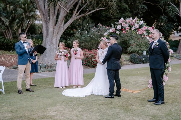 Nicole and Michael's wedding day in Sydney, frame 058