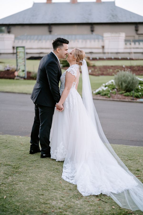 Nicole and Michael's wedding day in Sydney, frame 085