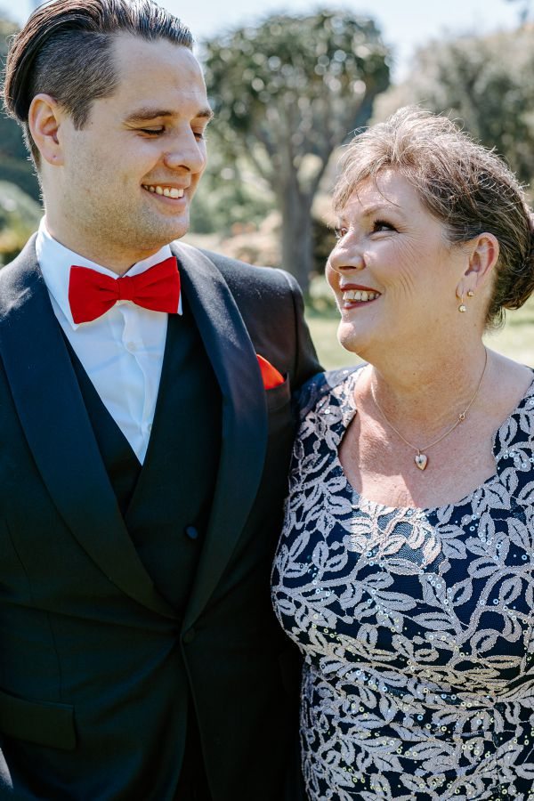 Stephanie and Nicholas' wedding day in Melbourne, frame 070