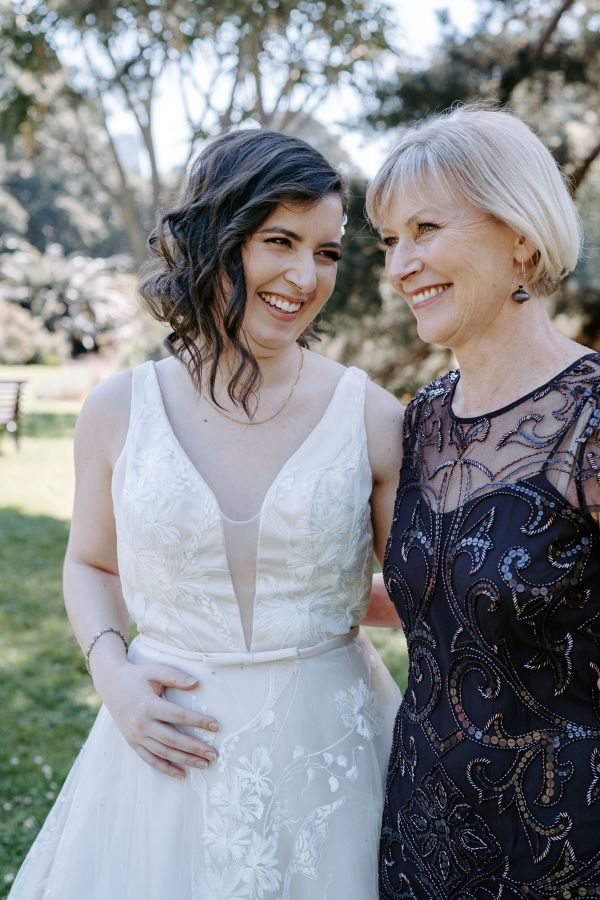 Stephanie and Nicholas' wedding day in Melbourne, frame 106