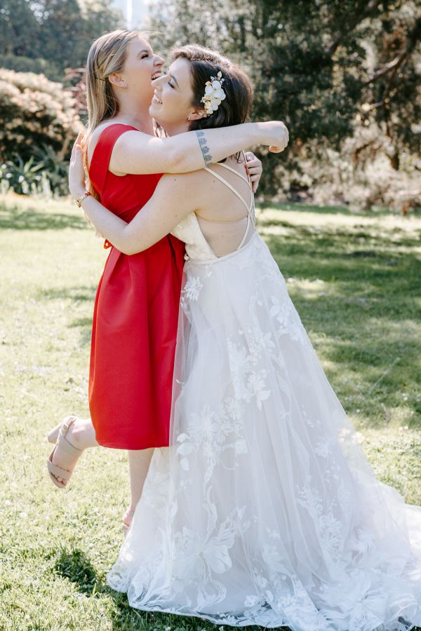 Stephanie and Nicholas' wedding day in Melbourne, frame 130