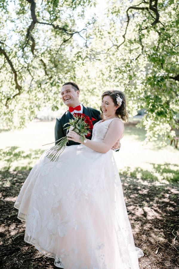 Stephanie and Nicholas' wedding day in Melbourne, frame 184