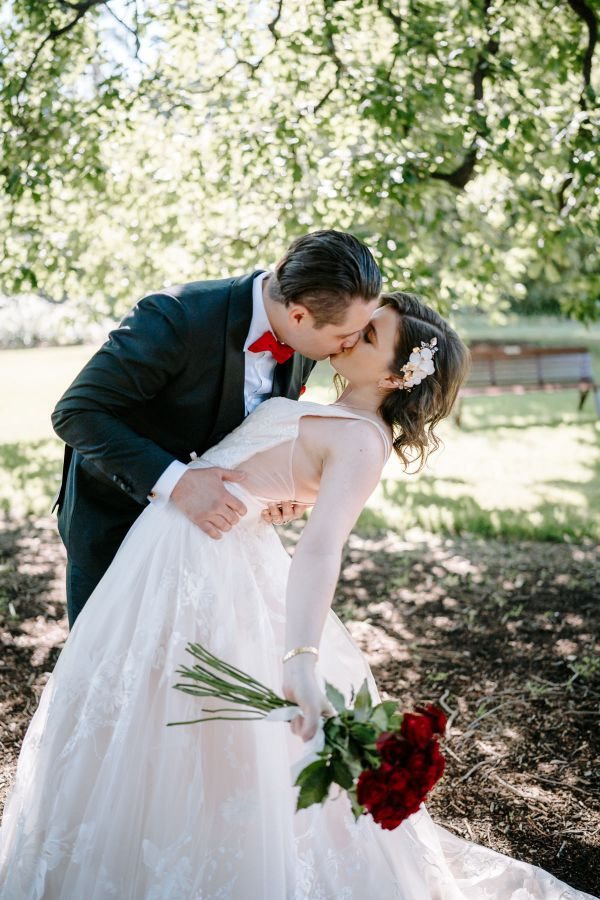 Stephanie and Nicholas' wedding day in Melbourne, frame 190