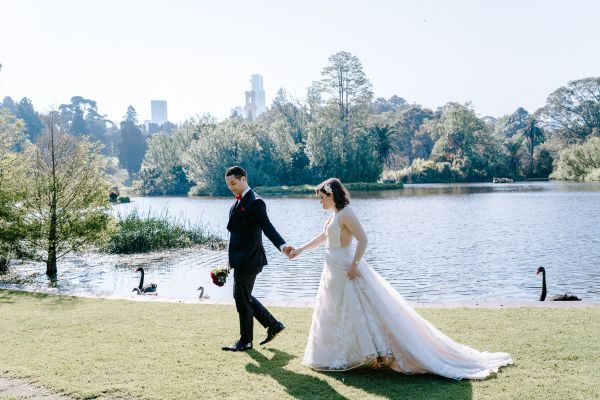 Stephanie and Nicholas' wedding day in Melbourne, frame 319