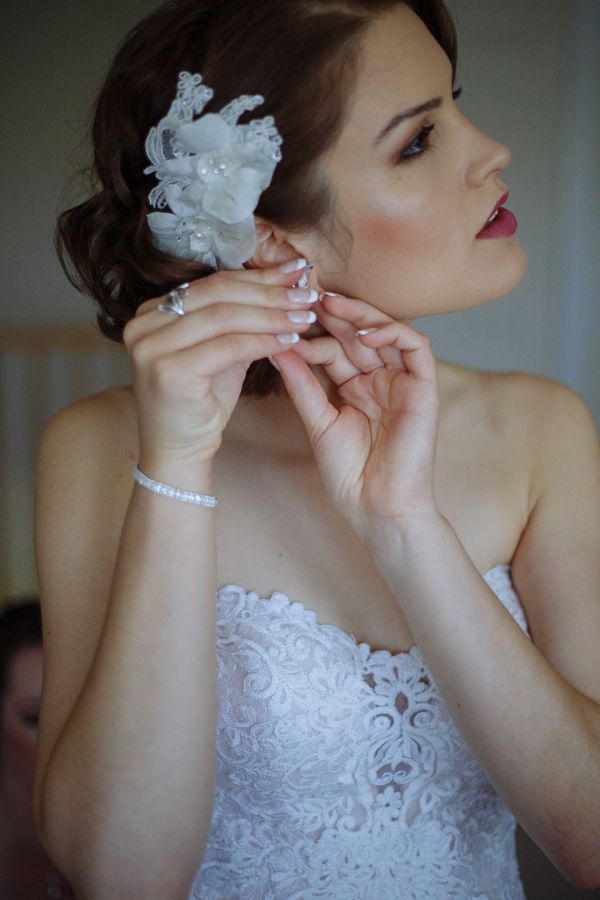 Kirsty and Brendan's wedding day in Diggers Rest, frame 043
