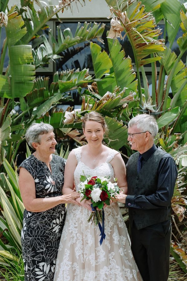 Seasons 5 Resort wedding, Ruth and Chelsea, frame 077