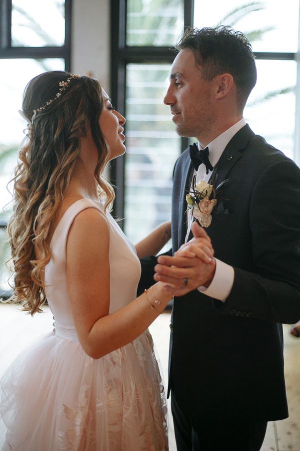 Scots’ Church wedding, Bianca and Mark, frame 332