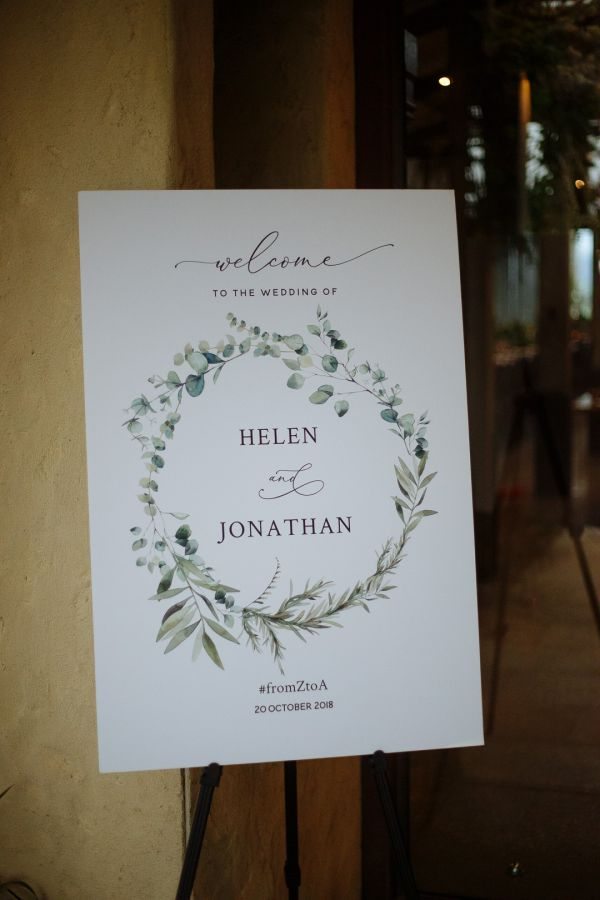 Helen and Jonathan's wedding day in Melbourne, frame 358