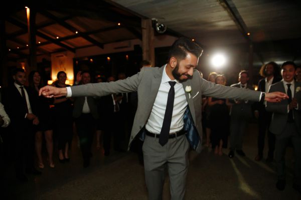Helen and Jonathan's wedding day in Melbourne, frame 544