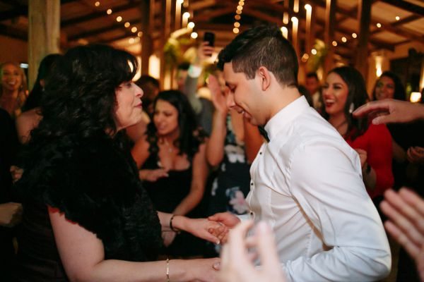 Helen and Jonathan's wedding day in Melbourne, frame 559
