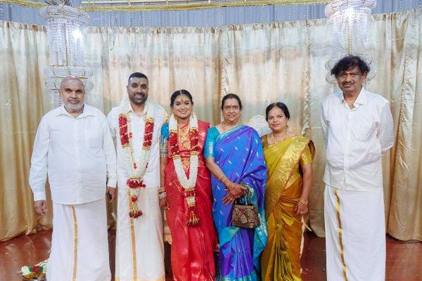 Sri Durga Devi Temple wedding, Yarlini and Simon, frame 119