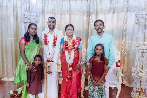 Sri Durga Devi Temple wedding, Yarlini and Simon, frame 128