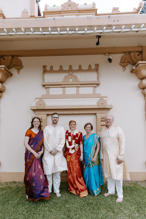 Sydney Murugan Temple wedding, Felice and Praz, frame 032