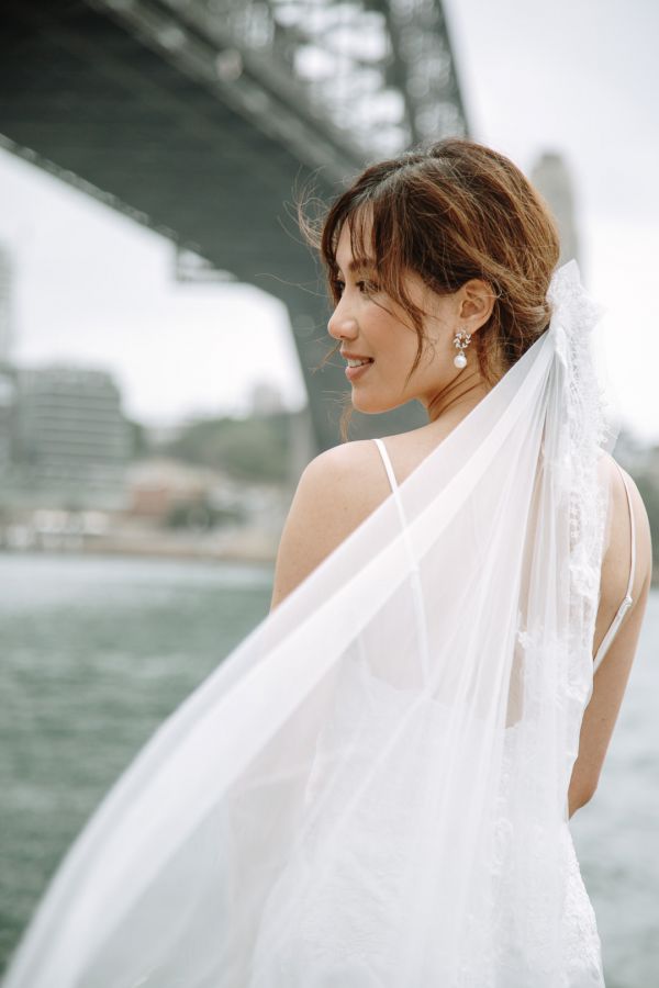 Sydney Opera House pre-wedding, Jeannette and Pierre, frame 011