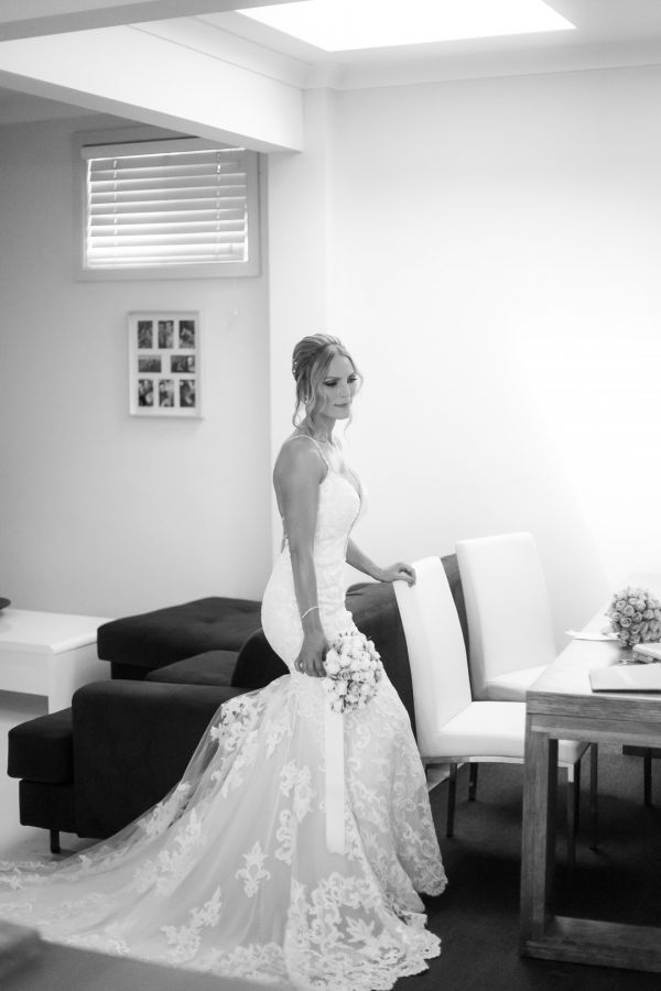 Lauren and Adam's wedding day in Sans Souci, frame 025
