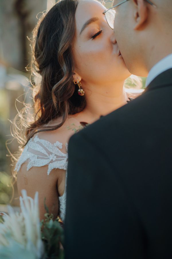 Susan and William's wedding day in Pokolbin, frame 112
