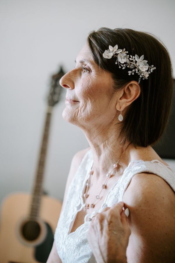 Peter and Elena's wedding day in Mosman, frame 004
