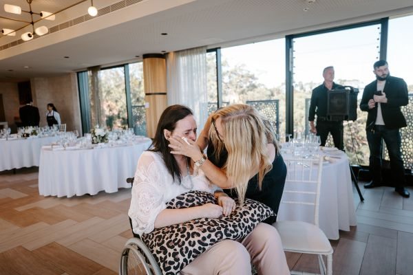Peter and Elena's wedding day in Mosman, frame 010